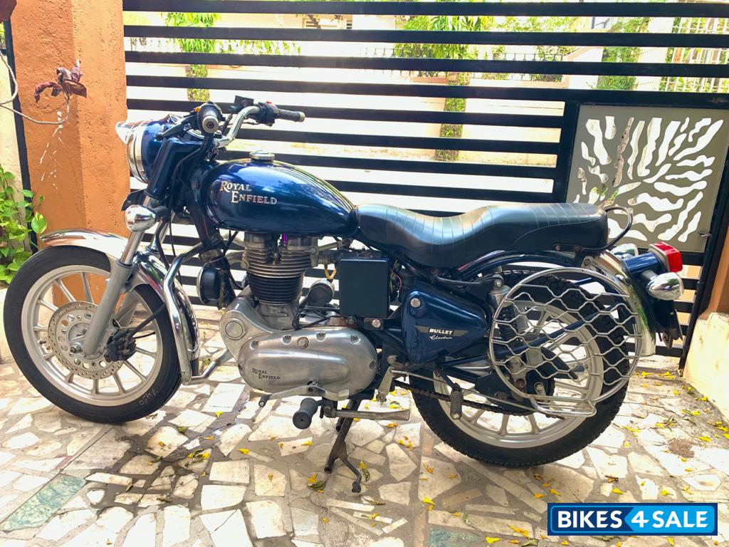 Blue Royal Enfield Bullet Electra