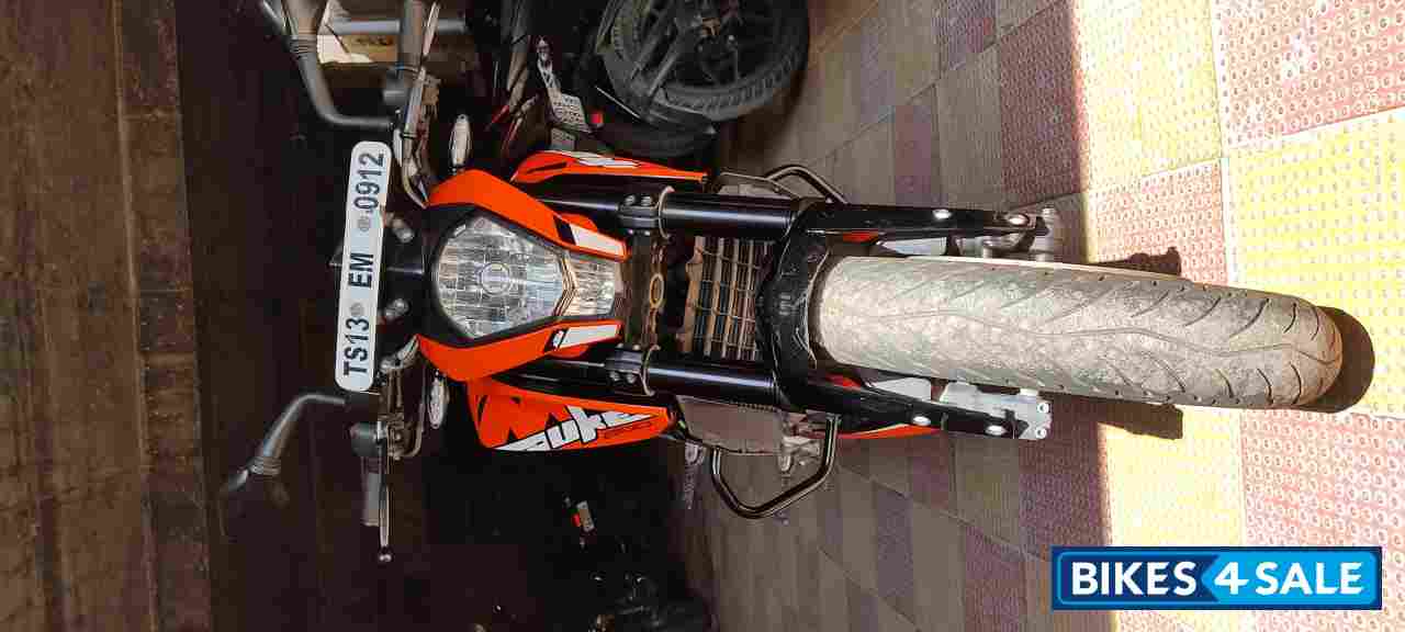 Electronic Orange KTM Duke 200