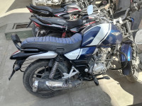 Bajaj V15