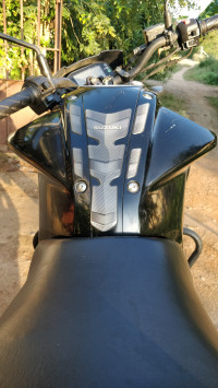 Black Suzuki Gixxer 150