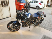 Black KTM Duke 200