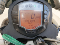 Black KTM Duke 200