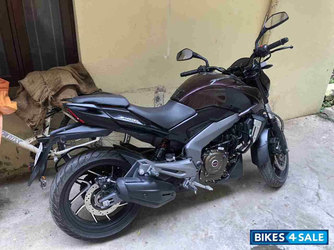 Bajaj Dominar 400