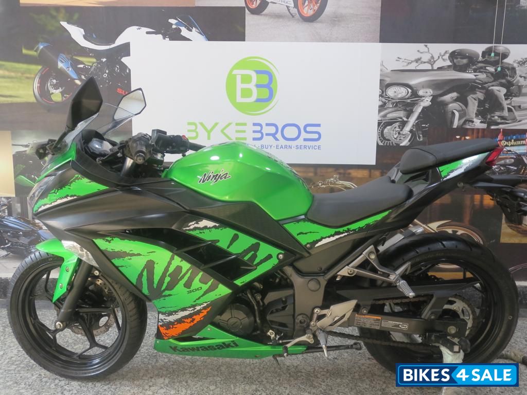 Kawasaki Ninja 300R