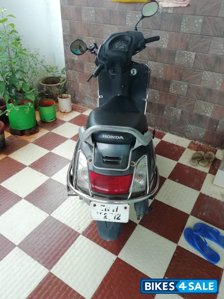Grey Honda Activa