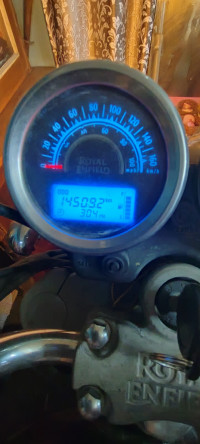 Black Royal Enfield Thunderbird 350