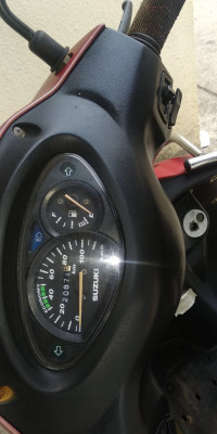 Red Suzuki Access 125