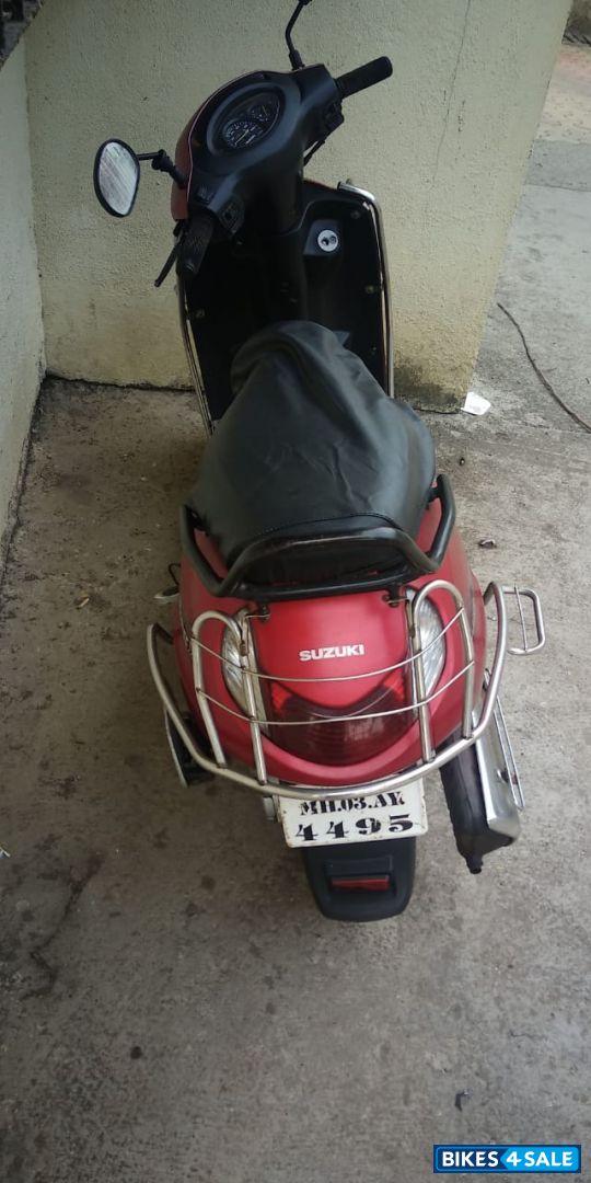 Red Suzuki Access 125