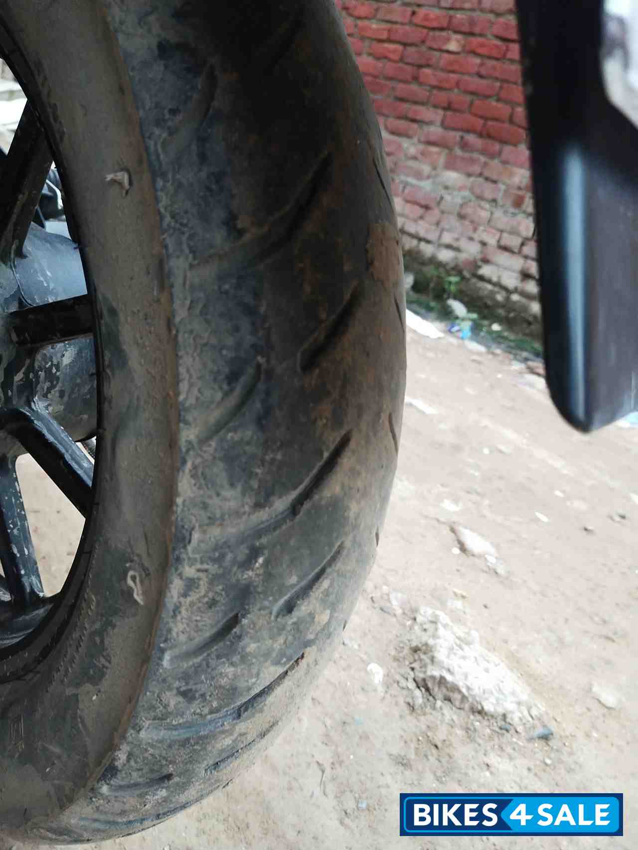 Blue Bajaj Avenger Street 150