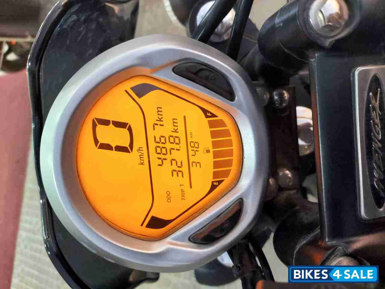 Black And Red Bajaj Avenger Street 220 Black And Red Bajaj Avenger Street 220