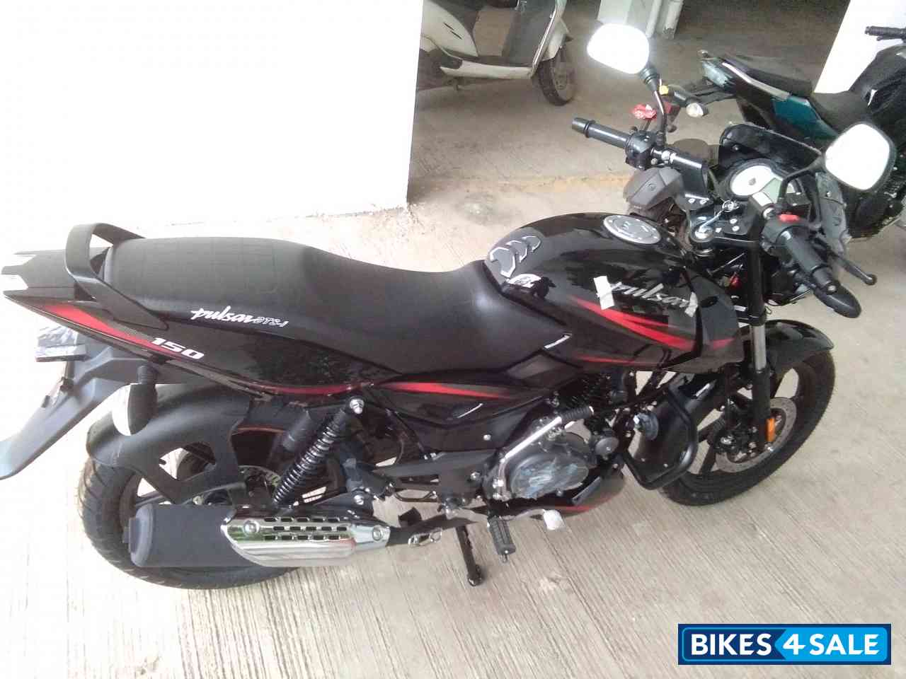 pulsar 150 dtsi price 2020