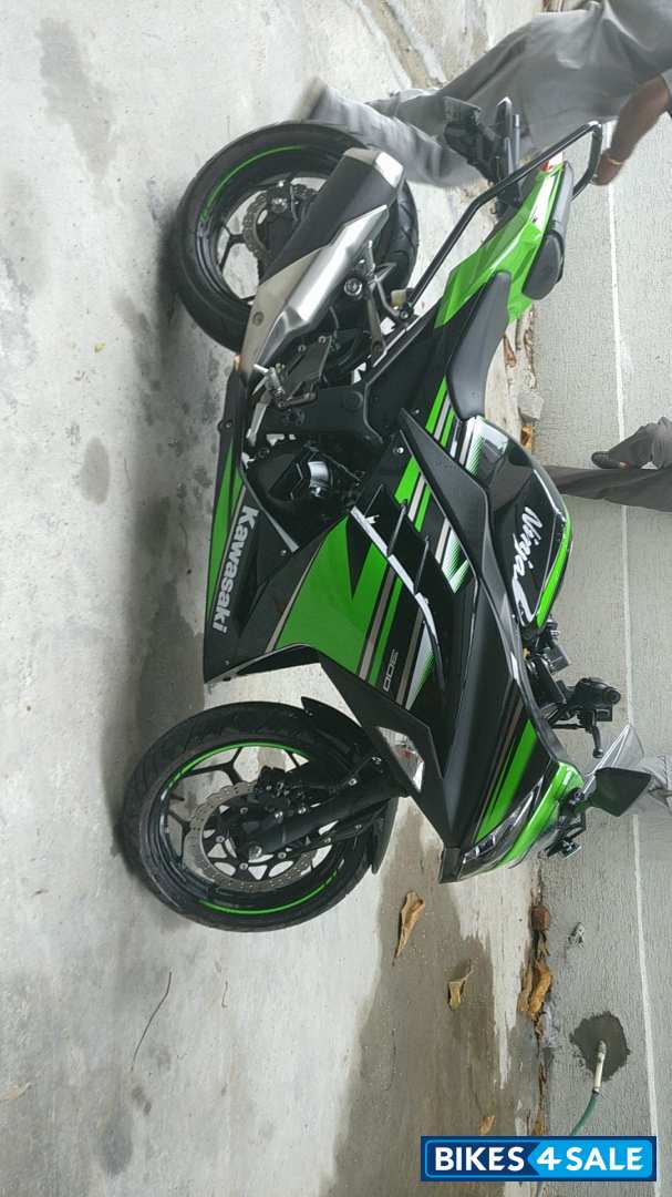 Kawasaki Ninja 300