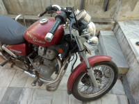Maroon Royal Enfield Thunderbird TwinSpark 350