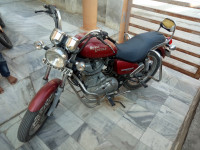Maroon Royal Enfield Thunderbird TwinSpark 350