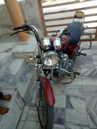 Maroon Royal Enfield Thunderbird TwinSpark 350