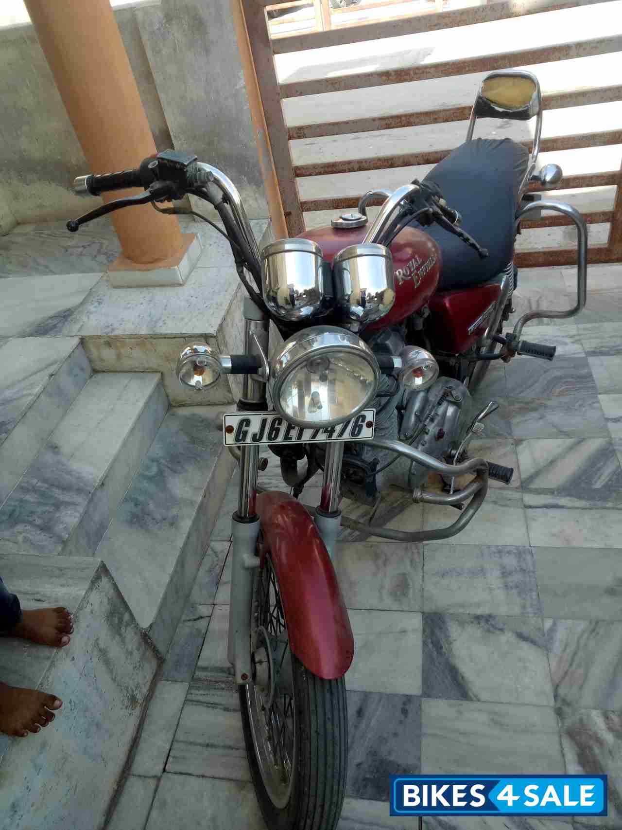Maroon Royal Enfield Thunderbird TwinSpark 350