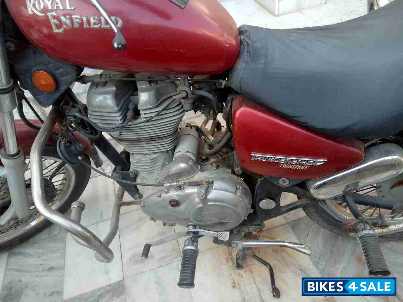 Maroon Royal Enfield Thunderbird TwinSpark 350