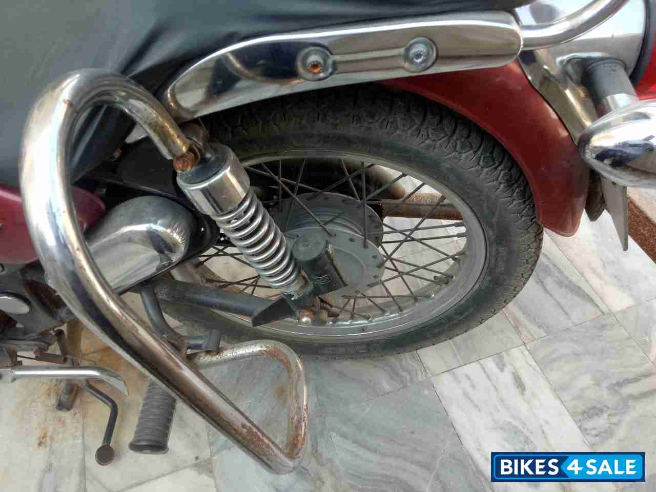 Maroon Royal Enfield Thunderbird TwinSpark 350