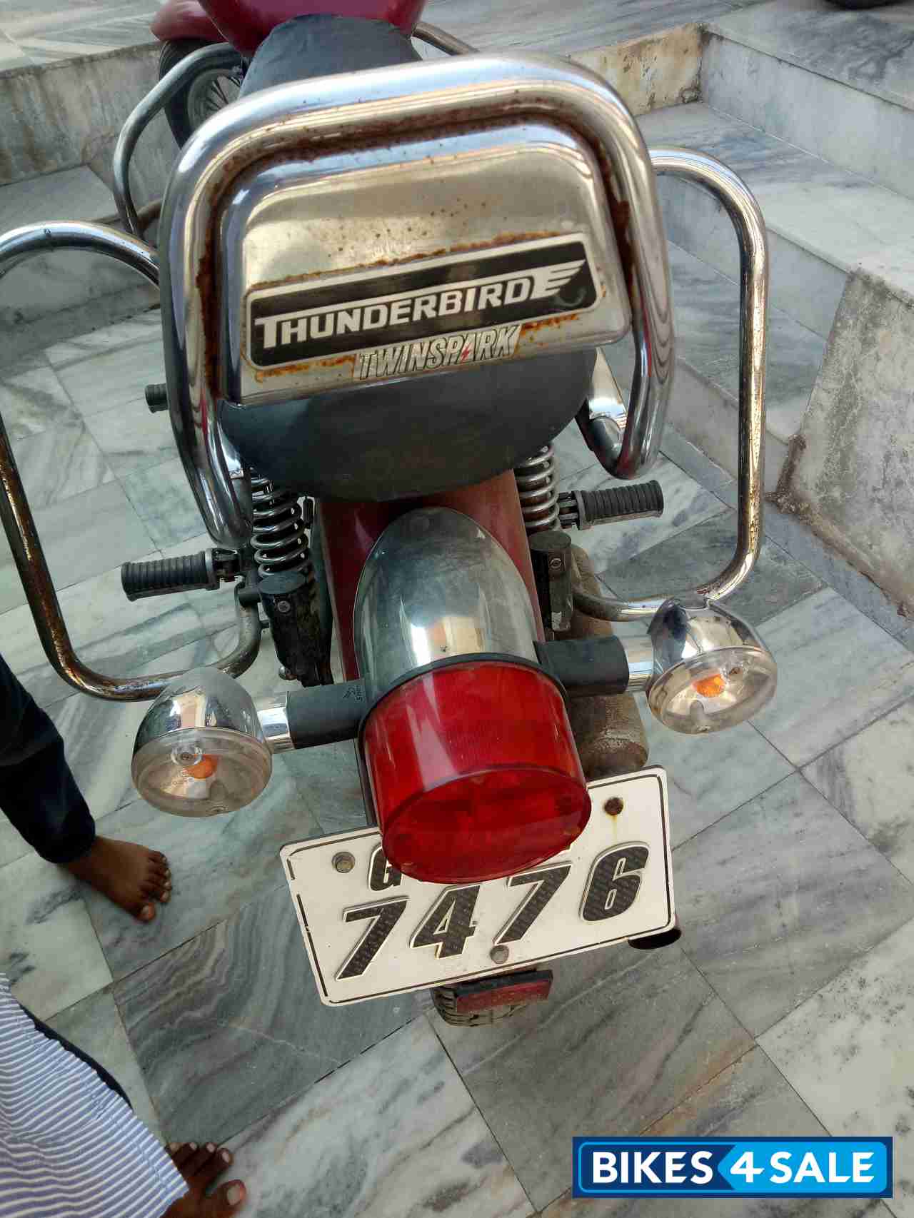 Maroon Royal Enfield Thunderbird TwinSpark 350
