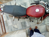 Maroon Royal Enfield Thunderbird TwinSpark 350