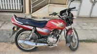 Red TVS Victor GL