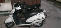 White Honda Activa 4G