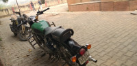 Royal Enfield Classic Stealth Black 2021 Model