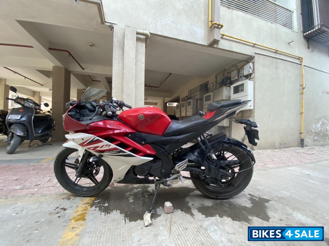 Red Yamaha YZF R15 V2