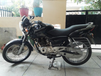 Black Bajaj Pulsar 150 Classic