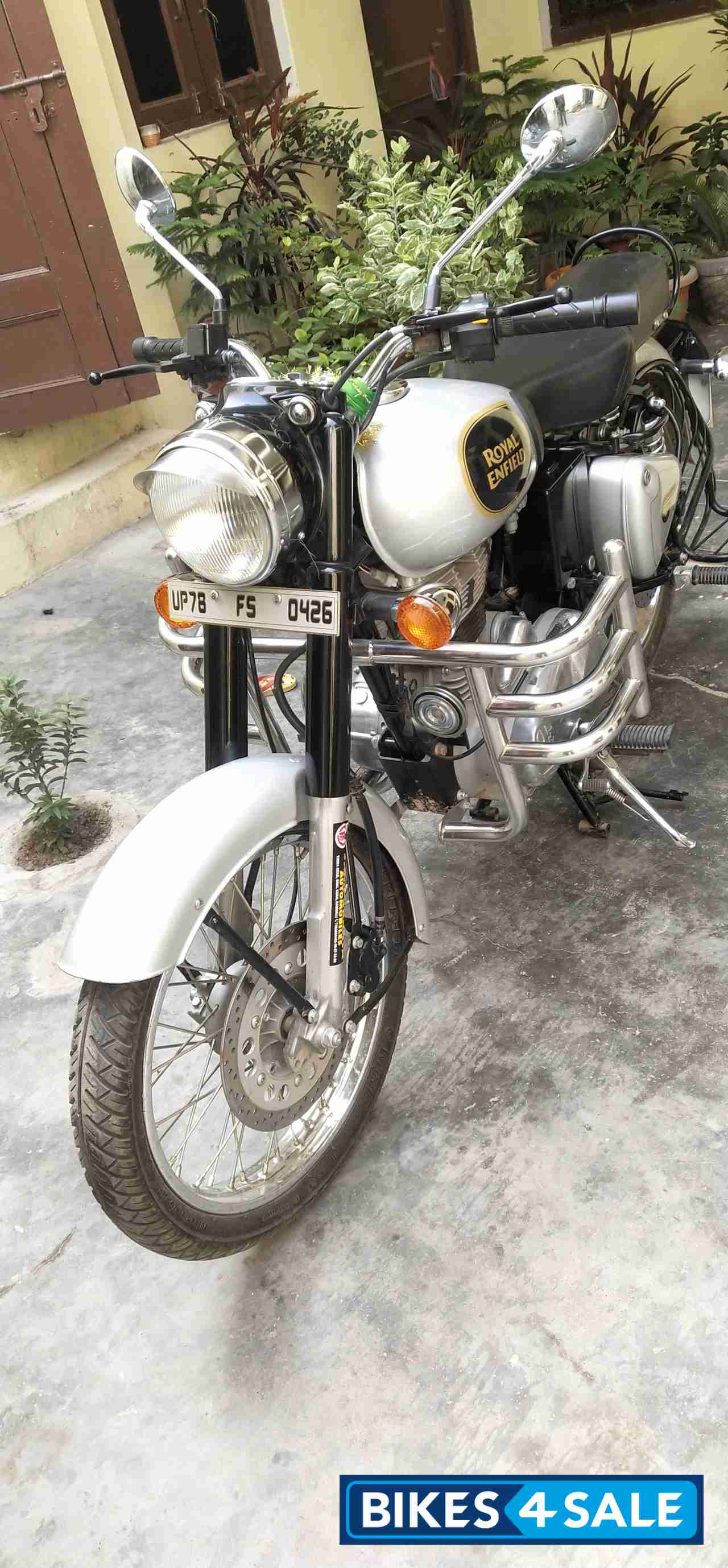 Royal Enfield Classic 350 Royal Enfield Classic 350