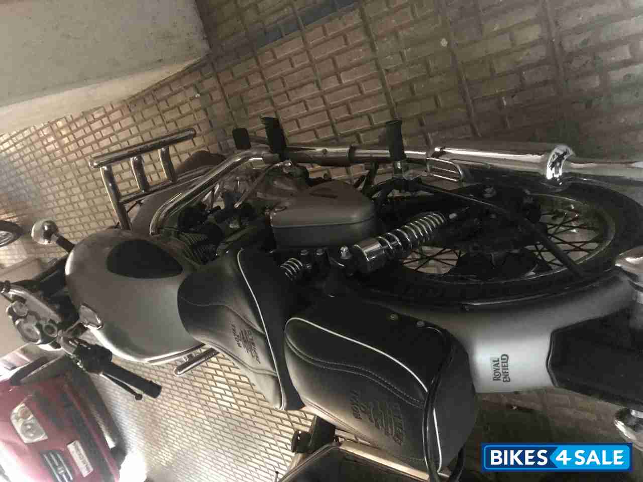 Royal Enfield Classic Gunmetal Grey