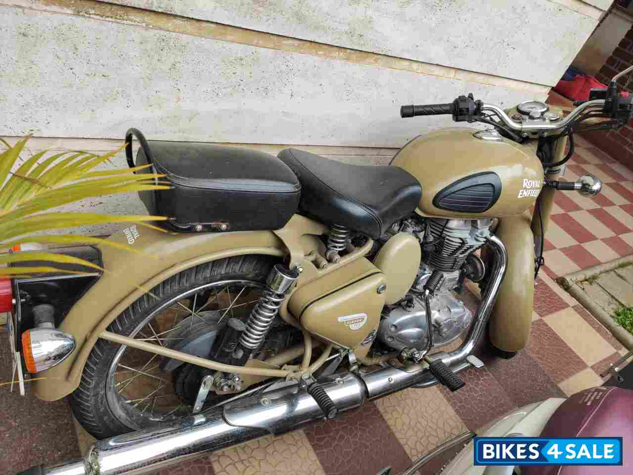 Royal Enfield Classic Desert Storm