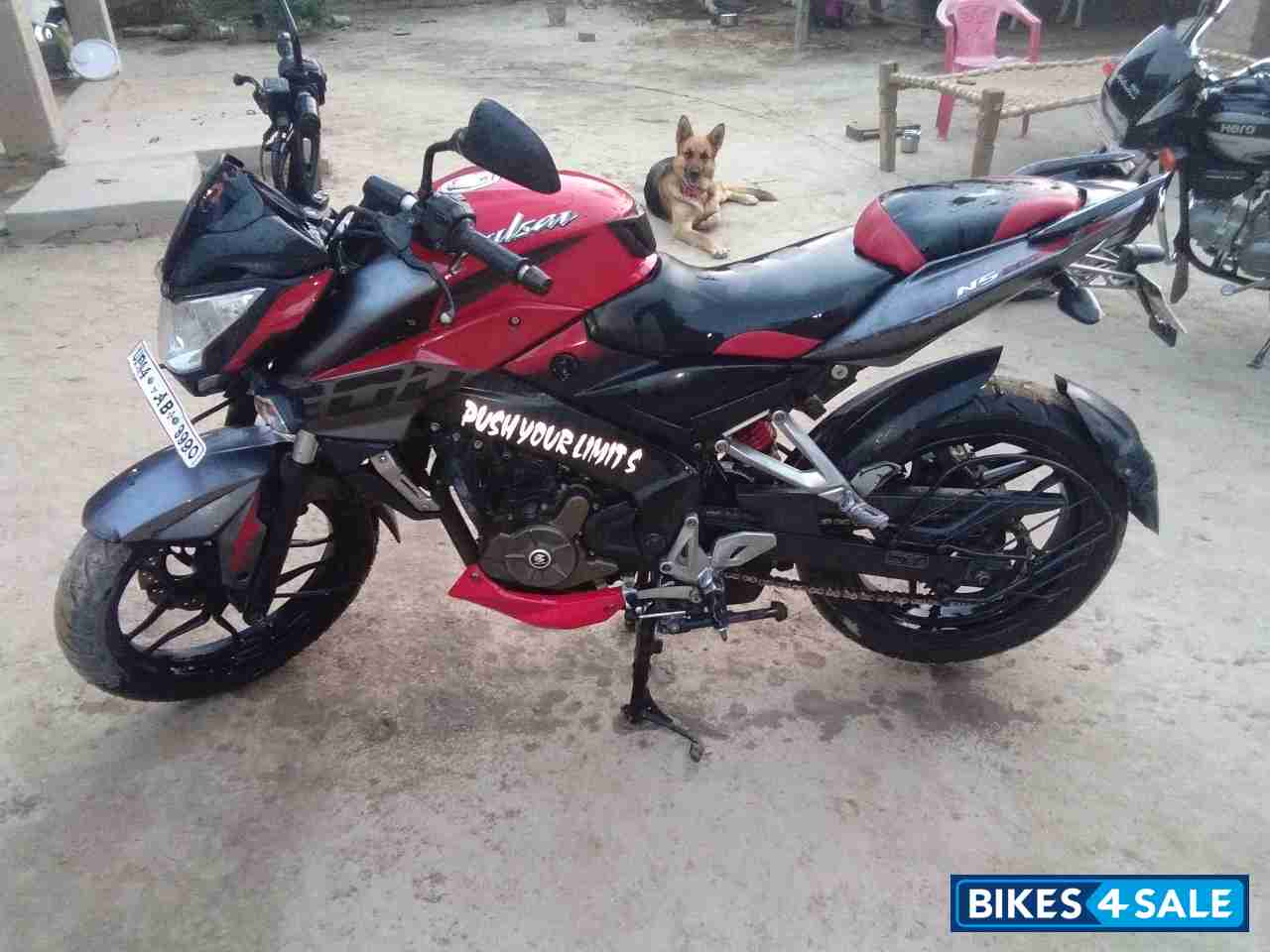 Red Bajaj Pulsar 200 NS