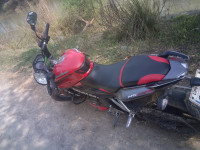Red Bajaj Pulsar 200 NS