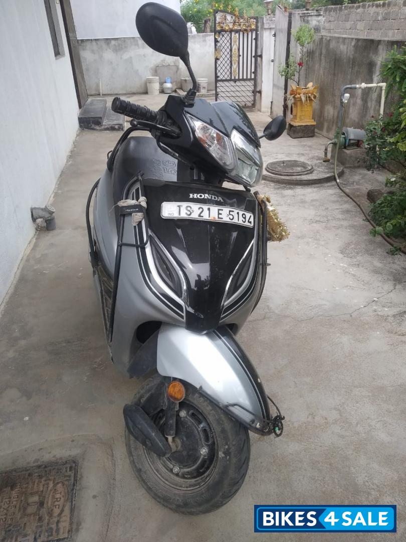 Grey Honda Activa 5G Limited Edition Grey Honda Activa 5G Limited Edition