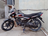 Black Honda CB Shine