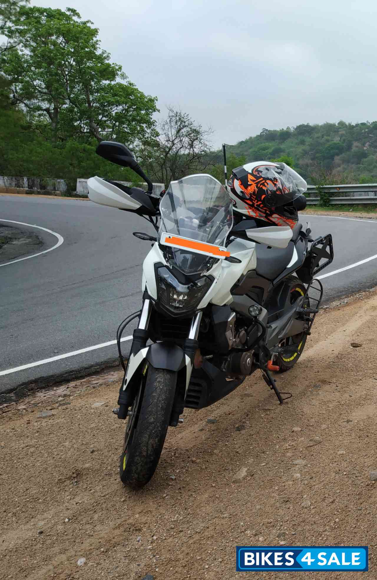 Bajaj Dominar 400 ABS BS6