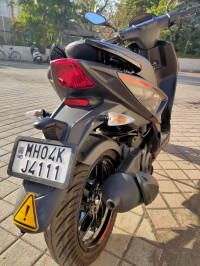 Carbon Black Aprilia SR
