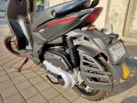 Carbon Black Aprilia SR