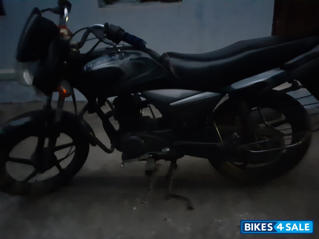 Black Bajaj Platina 100