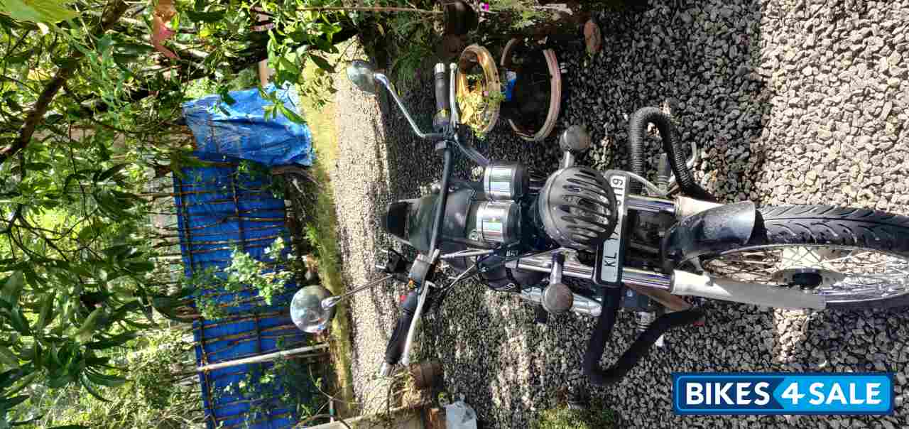 Mud Black Royal Enfield Thunderbird 350