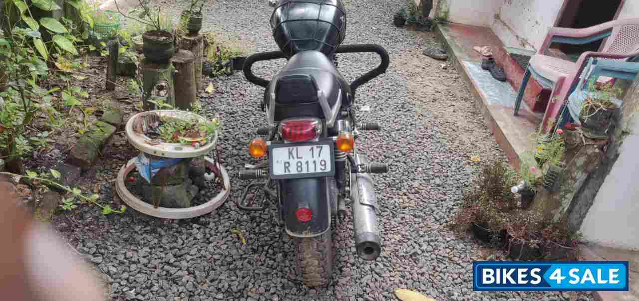 Mud Black Royal Enfield Thunderbird 350