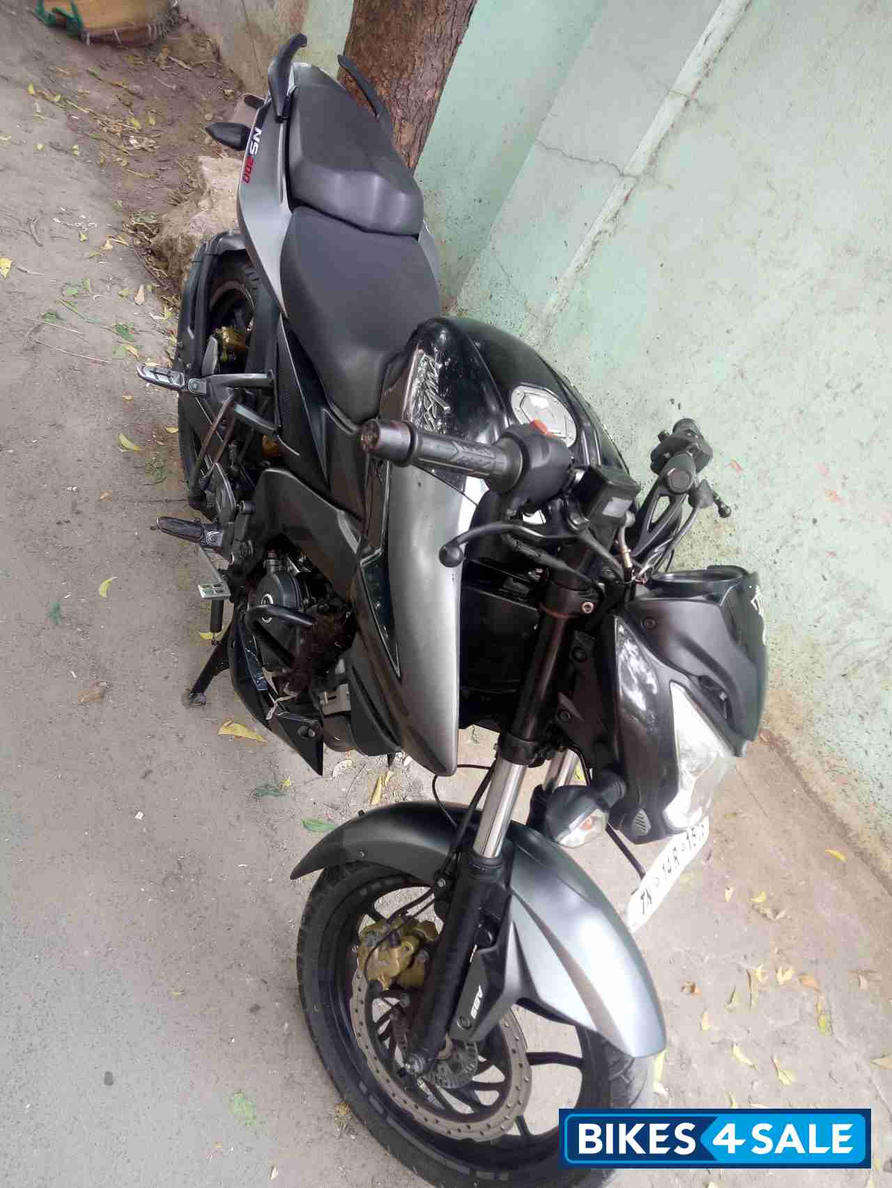 Bajaj Pulsar 200 NS ABS