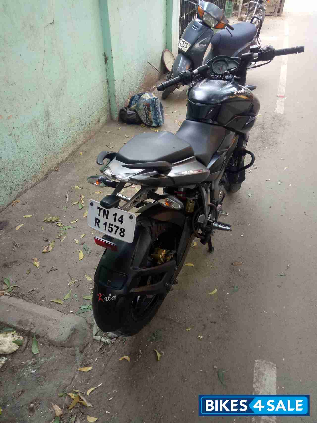 Bajaj Pulsar 200 NS ABS