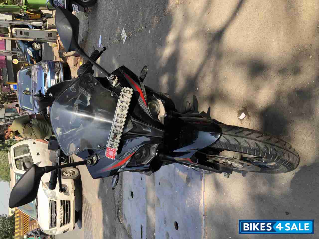 Black Bajaj Pulsar RS 200 ABS Black Bajaj Pulsar RS 200 ABS