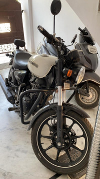 Royal Enfield Thunderbird X 350