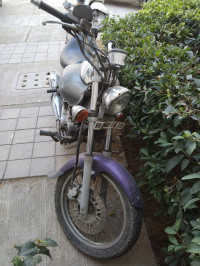Bajaj Avenger 220 DTS-i