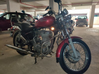 Red Royal Enfield Thunderbird TwinSpark 350