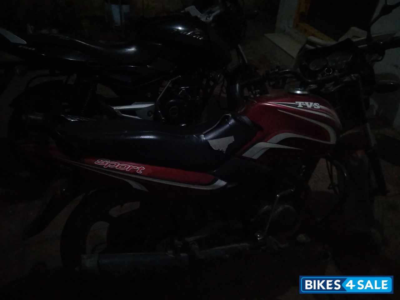 Red TVS Sport