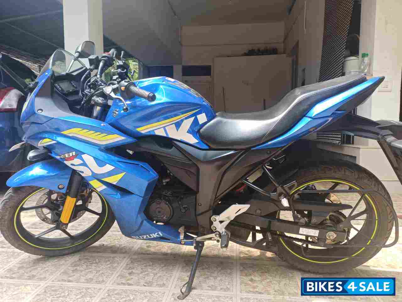 Suzuki Gixxer SF Fi